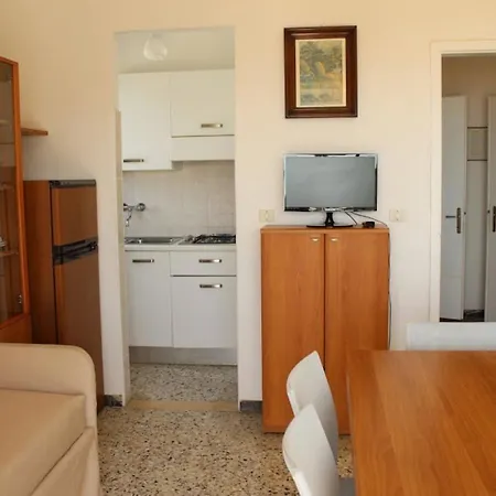 Mucci 7 Apartment
