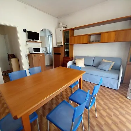 Mucci 7 Apartment *
